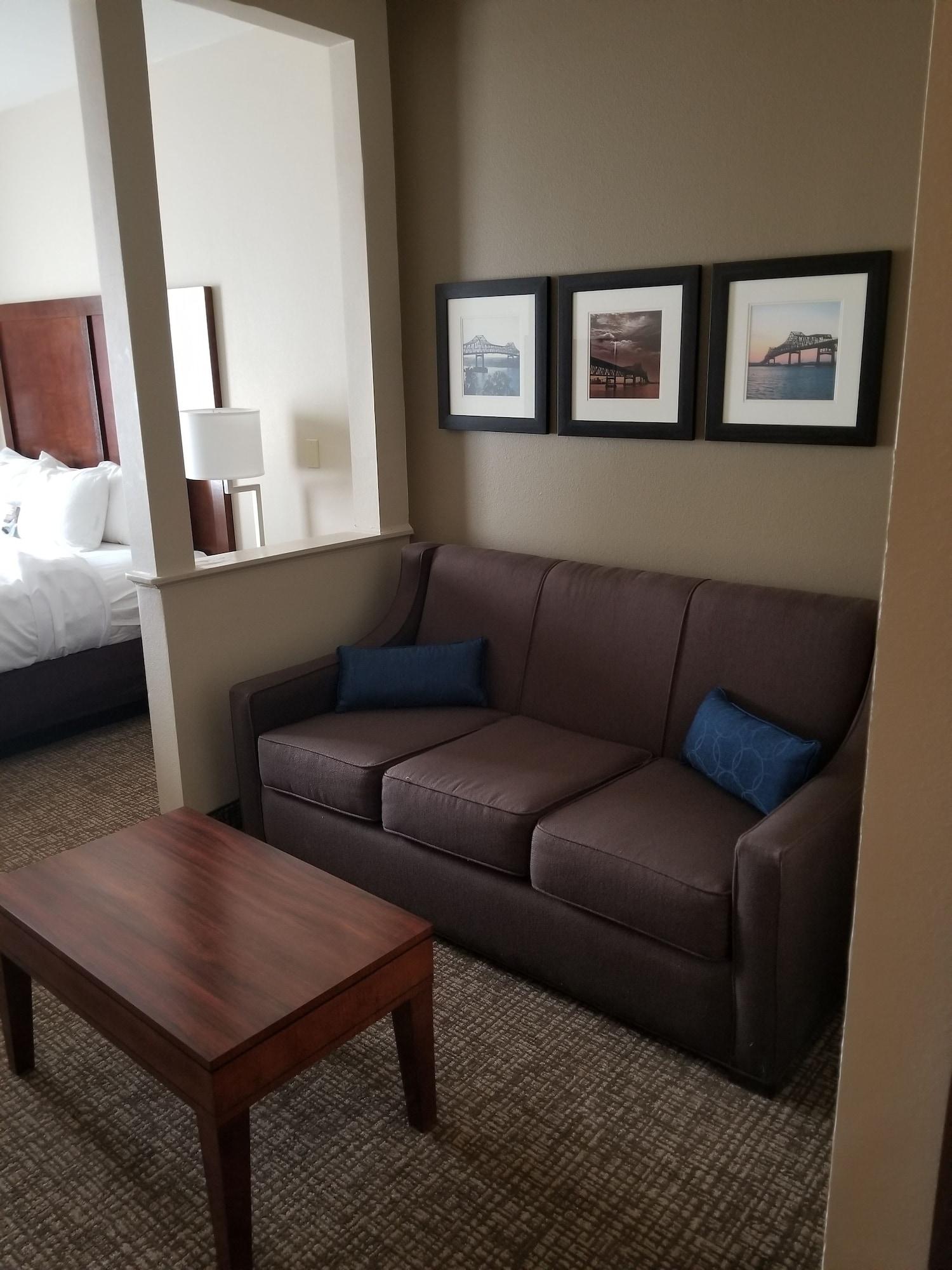 Sonesta Essential - Airport Hotel